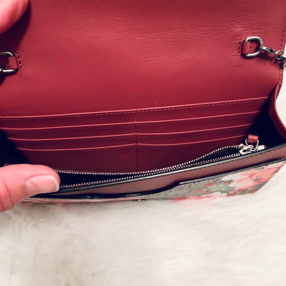 Gucci - Picture 7 of 8